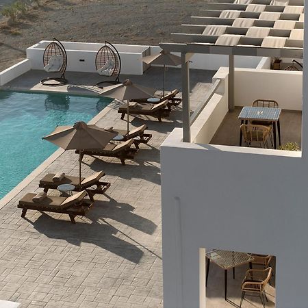 Kedros Milos Suites Adamantas  Exterior photo