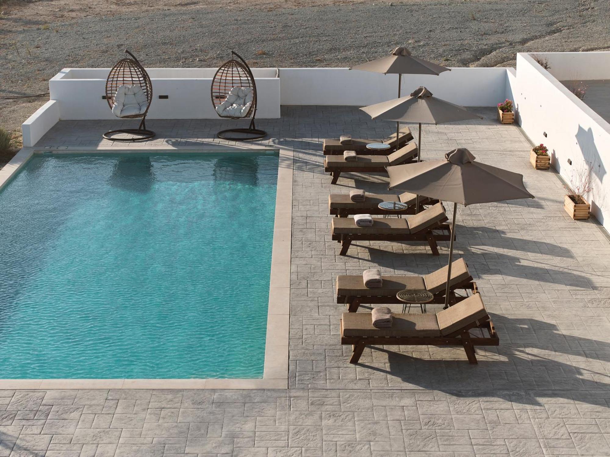 Kedros Milos Suites Adamantas  Exterior photo