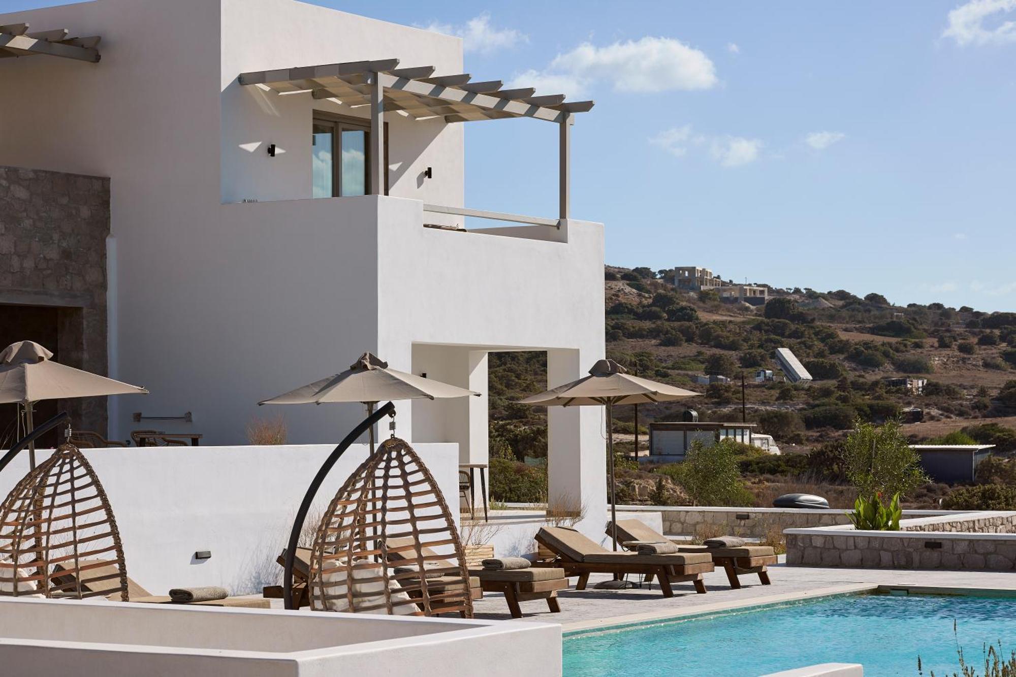 Kedros Milos Suites Adamantas  Exterior photo