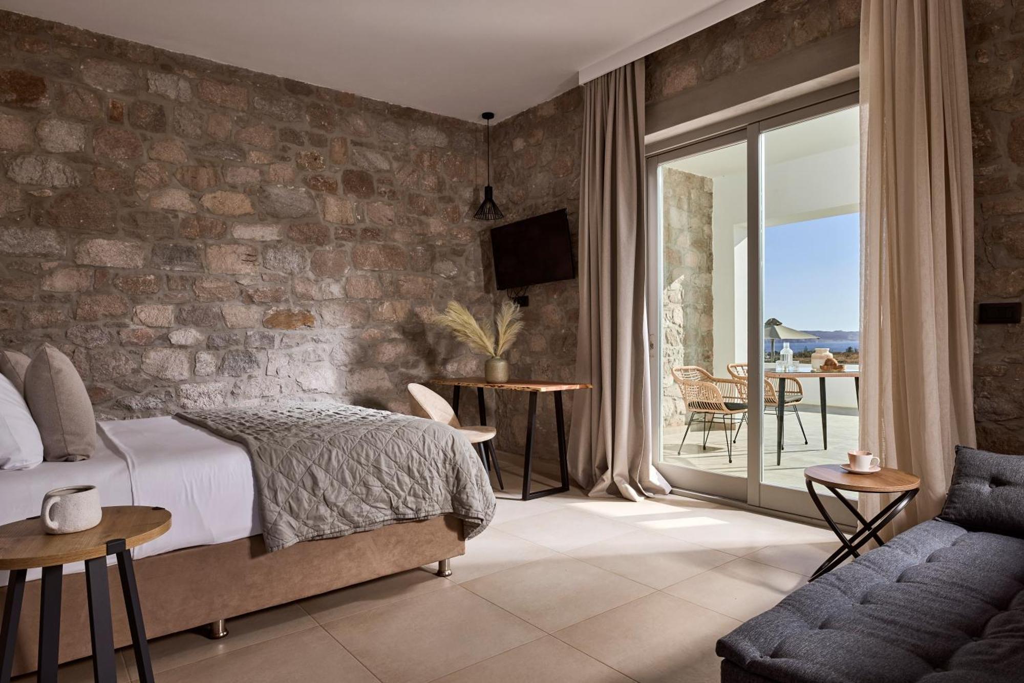 Kedros Milos Suites Adamantas  Exterior photo