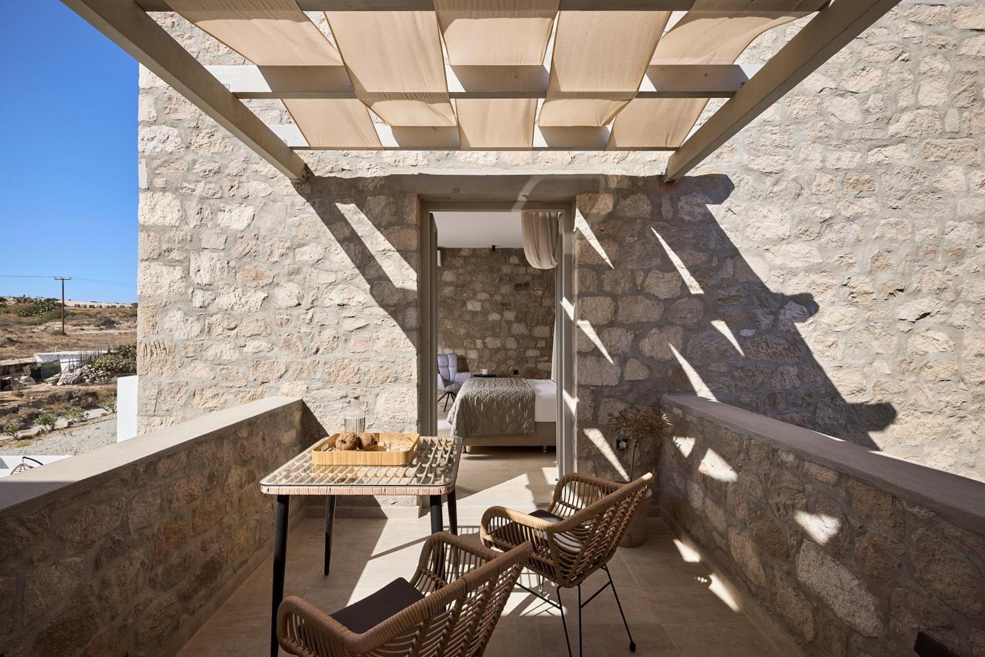 Kedros Milos Suites Adamantas  Exterior photo