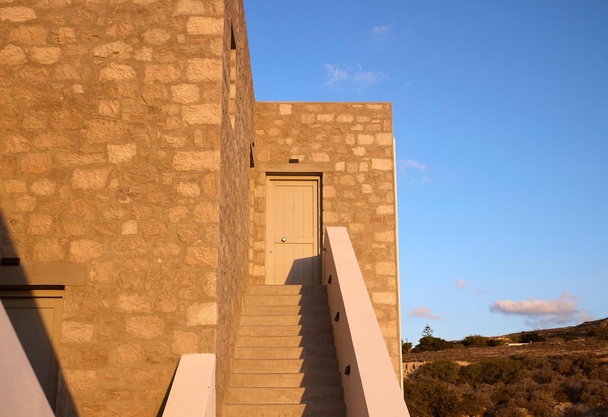 Kedros Milos Suites Adamantas  Exterior photo